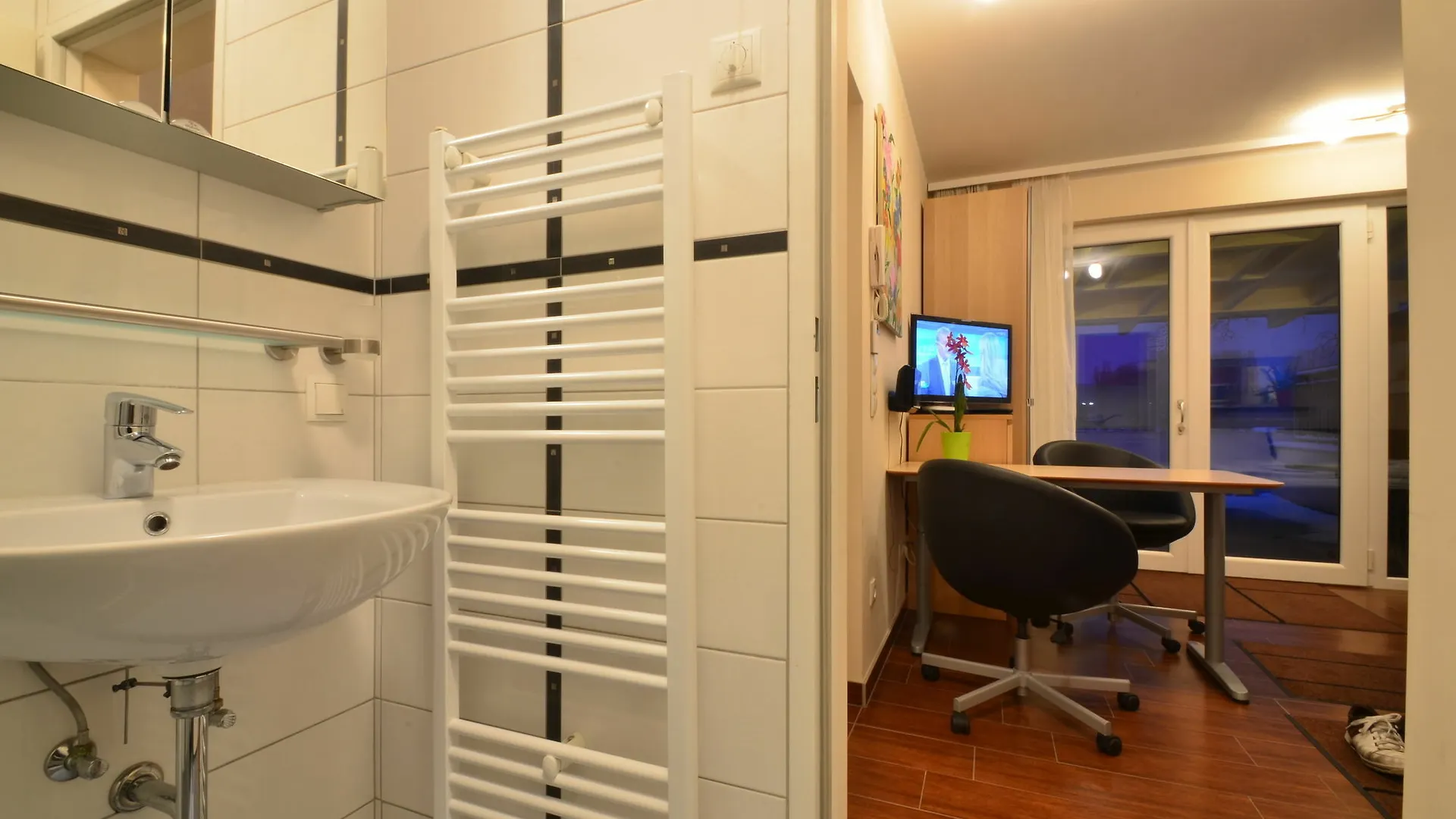 Apartment Ajo Vienna Beach - Contactless Check-In Austria
