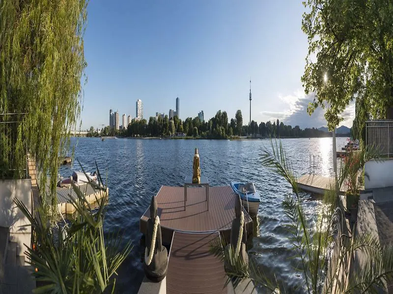 Ajo Vienna Beach - Contactless Check-In Apartment