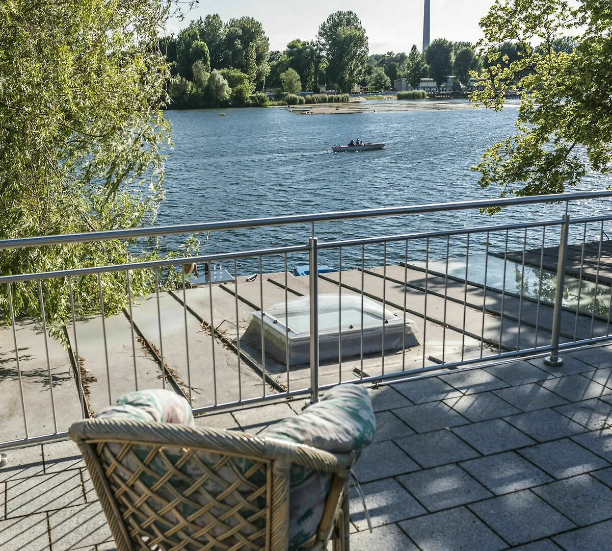 Ajo Vienna Beach - Contactless Check-In Apartment