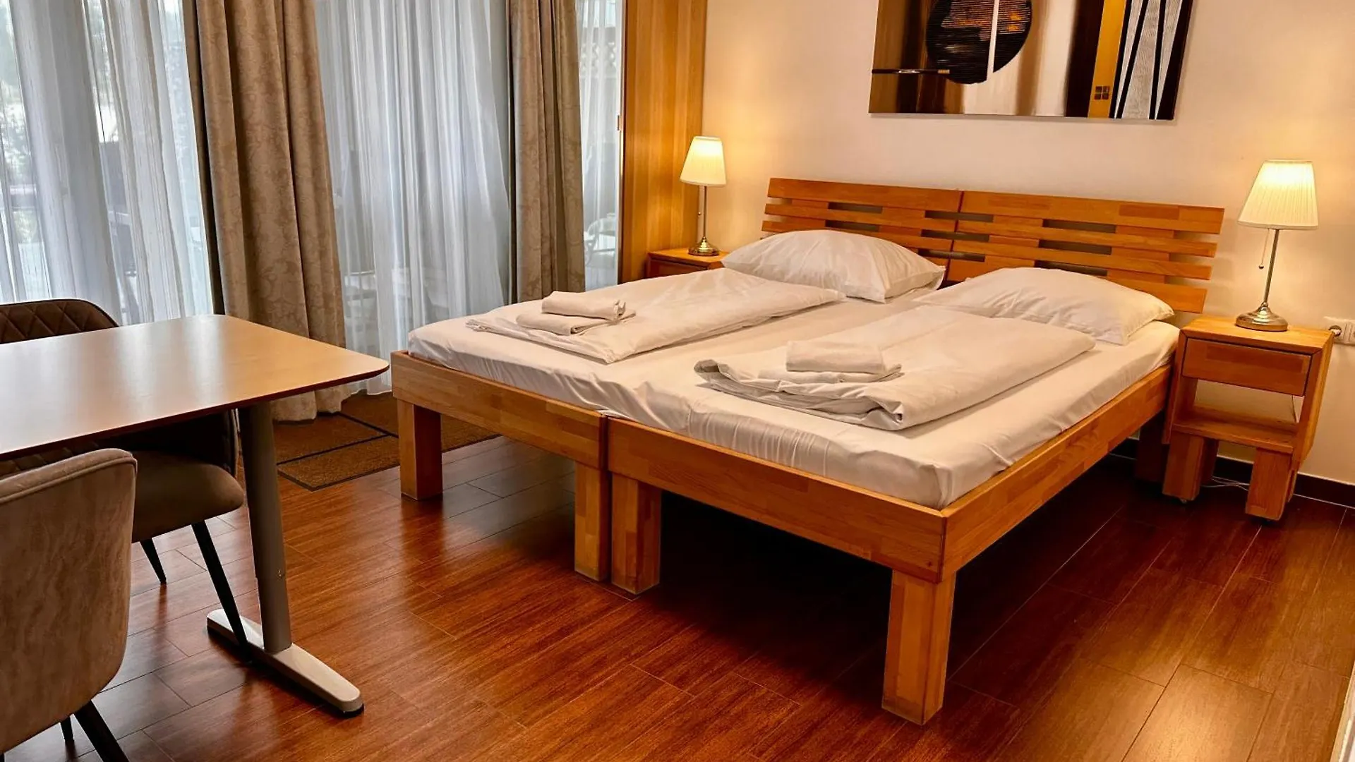 Ajo Apartments - Alte Donau Waterfront - Self-Check-In