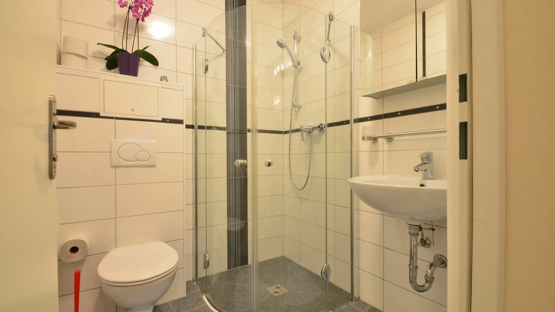 Ajo Apartments - Alte Donau Waterfront - Self-Check-In Vienna